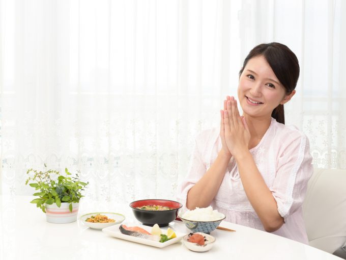 食事を食べる前