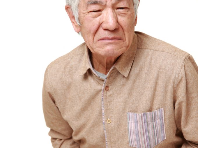 ダイエットに悩むおじいさん
