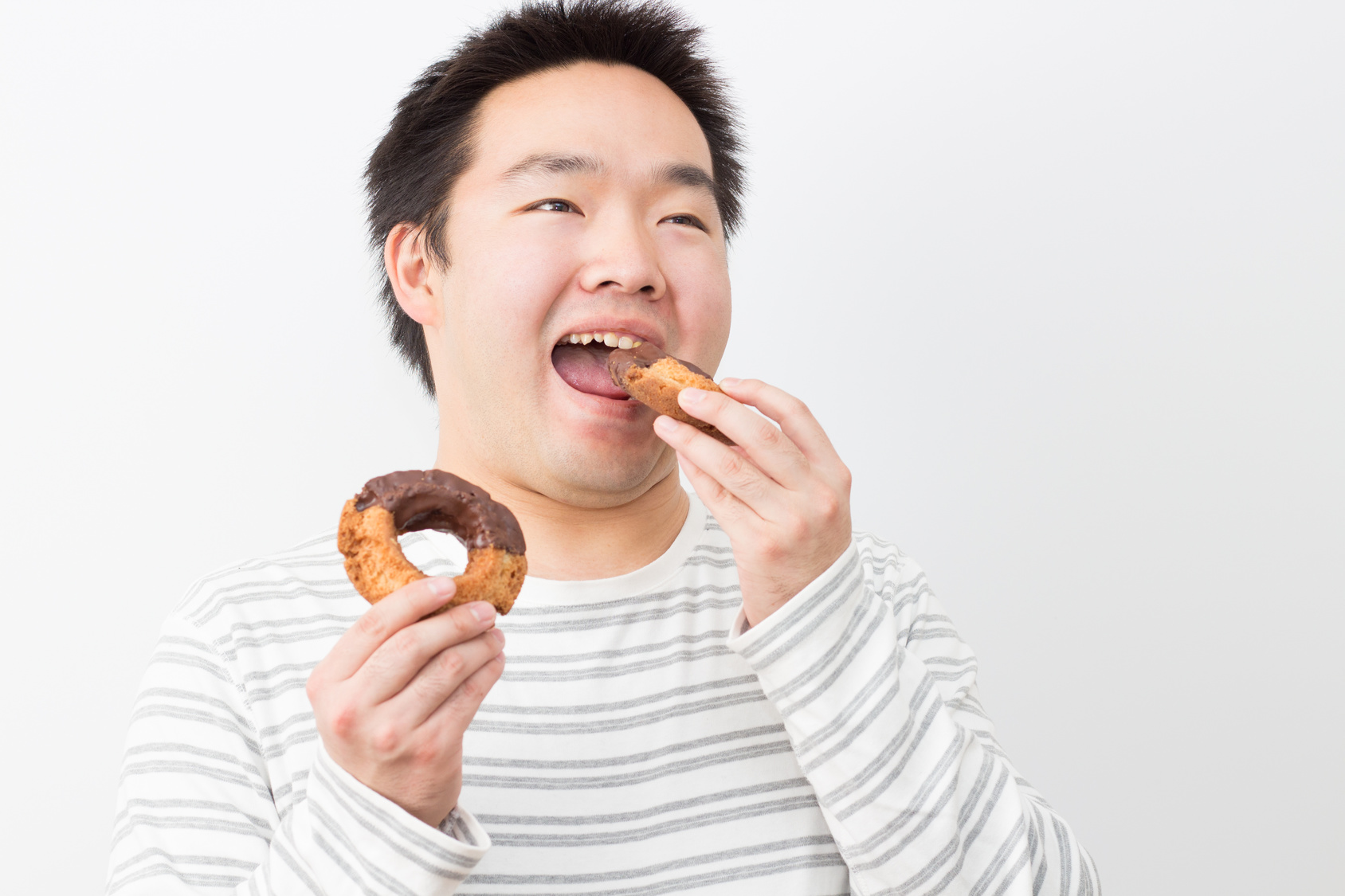 【顔太りのタイプ別】原因に合った5つの顔ダイエットのやり方 ダイエット魂 【顔太りのタイプ別】原因に合った5つの顔ダイエットのやり方 ダイエット魂